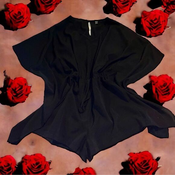 BUNDLE OF 2 SHEIN Black Rompers Kimono + Ribbed Halter Biker Shorts Unitard M - Picture 8 of 16